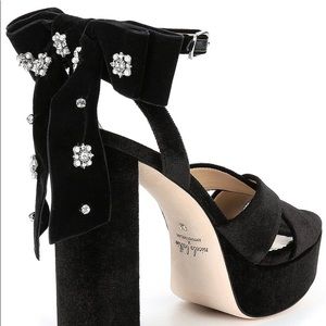 Antonio Melani bow heels